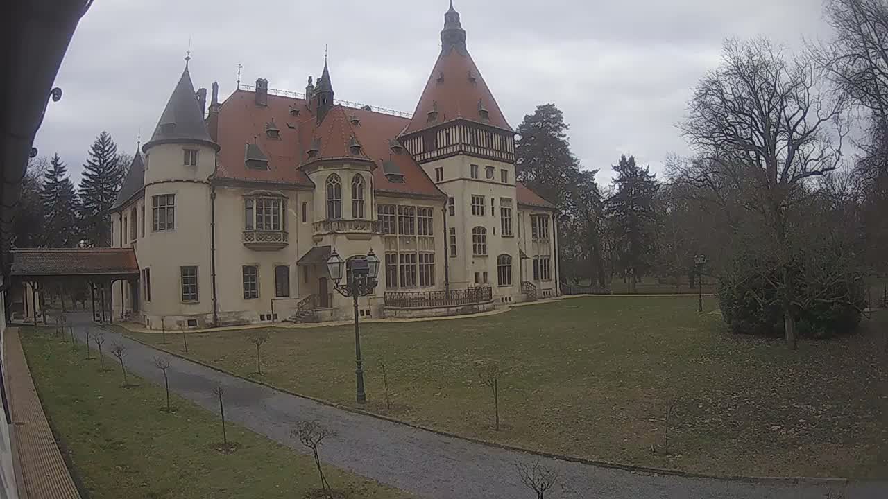 Donji Miholjac,  Dvorac Mailáth Chateau Live Cam - Donji Miholjac, Grad Donji Miholijac, Osijek-Baranja, Croatia