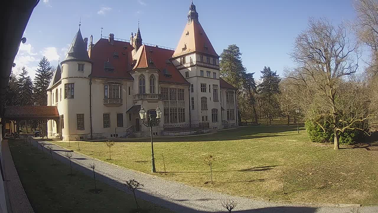 Donji Miholjac,  Dvorac Mailáth Chateau Live Cam - Donji Miholjac, Grad Donji Miholijac, Osijek-Baranja, Croatia