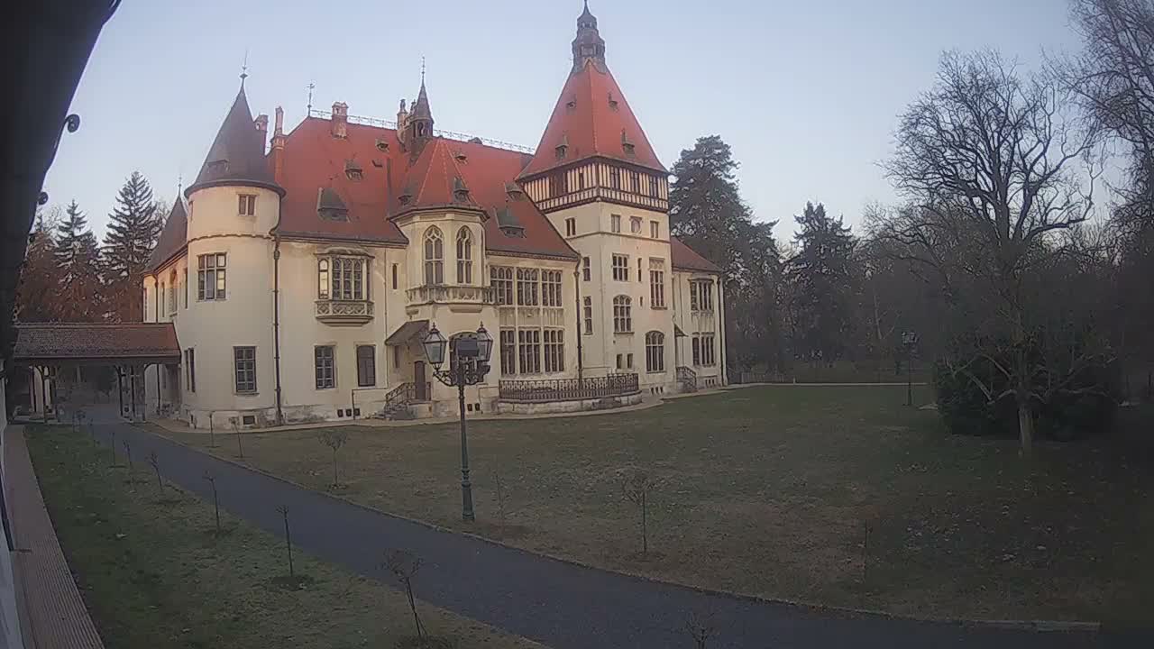 Donji Miholjac,  Dvorac Mailáth Chateau Live Cam - Donji Miholjac, Grad Donji Miholijac, Osijek-Baranja, Croatia