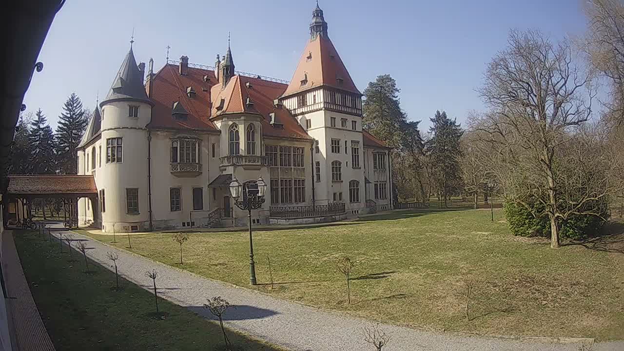 Donji Miholjac,  Dvorac Mailáth Chateau Live Cam - Donji Miholjac, Grad Donji Miholijac, Osijek-Baranja, Croatia
