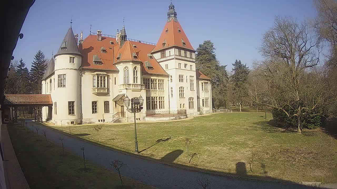 Donji Miholjac,  Dvorac Mailáth Chateau Live Cam - Donji Miholjac, Grad Donji Miholijac, Osijek-Baranja, Croatia