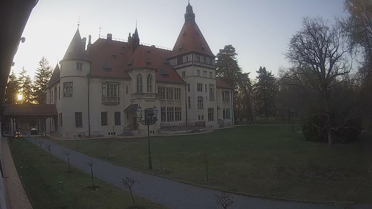 Donji Miholjac,  Dvorac Mailáth Chateau Live Cam - Donji Miholjac, Grad Donji Miholijac, Osijek-Baranja, Croatia