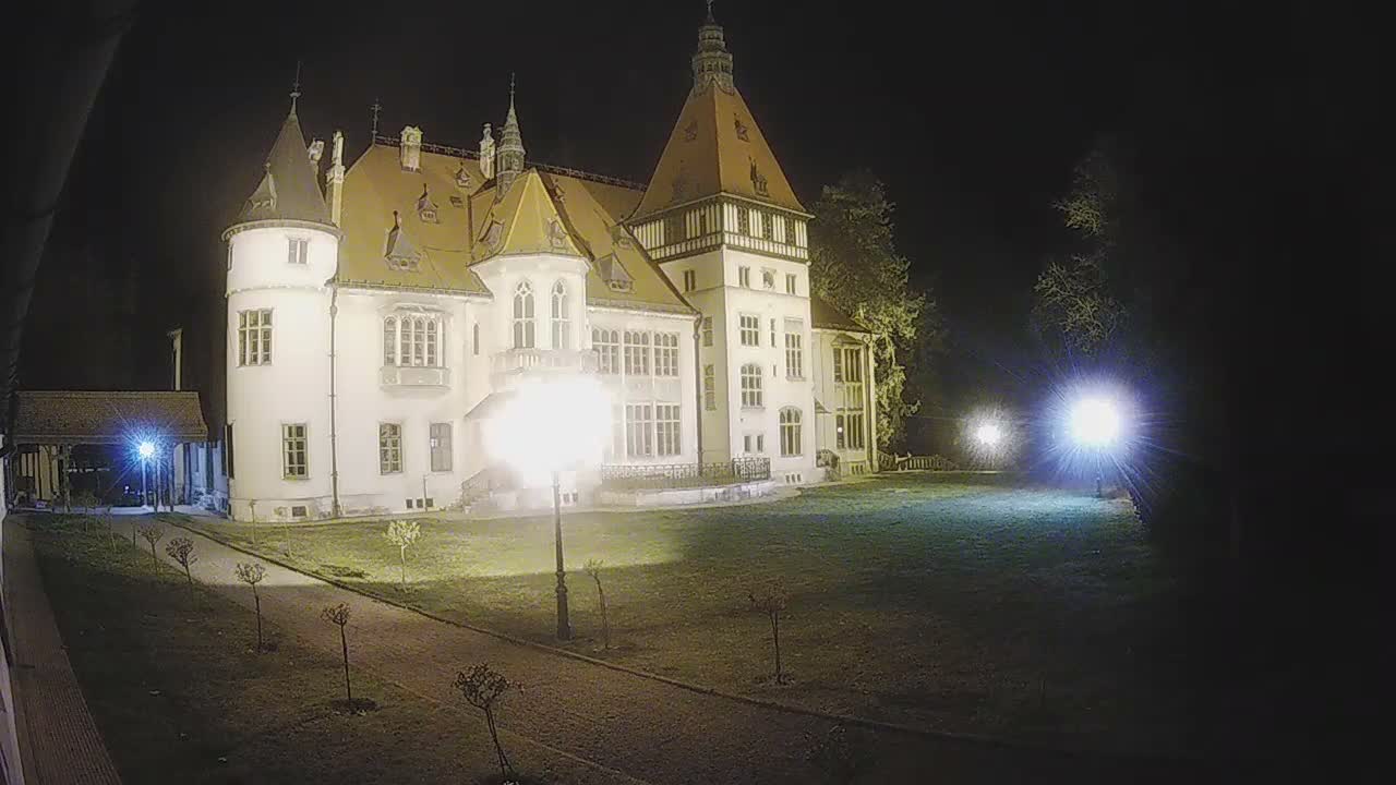 Donji Miholjac,  Dvorac Mailáth Chateau Live Cam - Donji Miholjac, Grad Donji Miholijac, Osijek-Baranja, Croatia