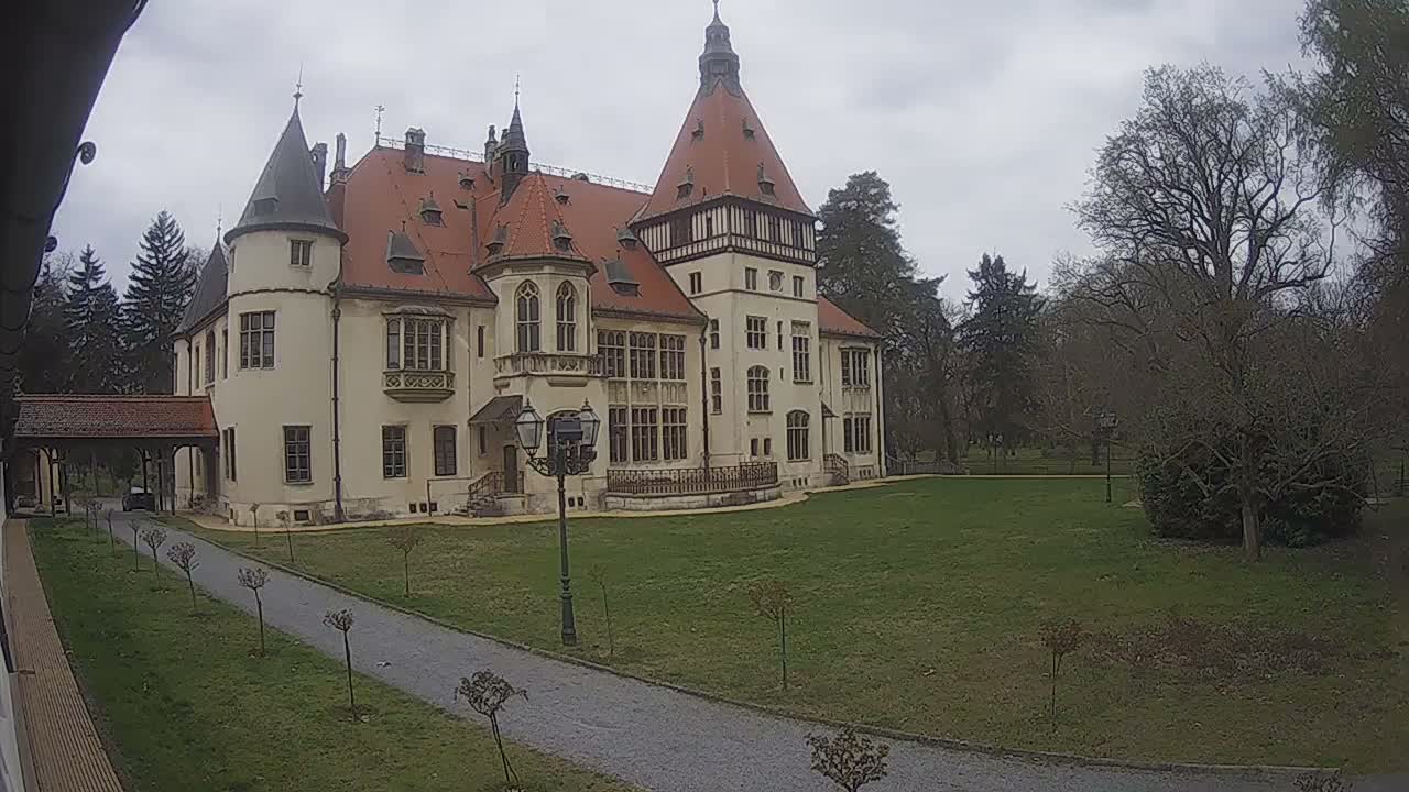 Donji Miholjac,  Dvorac Mailáth Chateau Live Cam - Donji Miholjac, Grad Donji Miholijac, Osijek-Baranja, Croatia