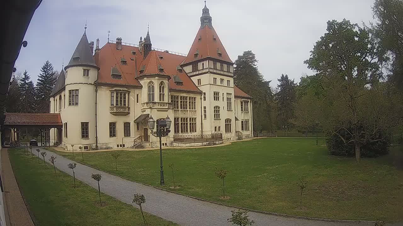 Donji Miholjac,  Dvorac Mailáth Chateau Live Cam - Donji Miholjac, Grad Donji Miholijac, Osijek-Baranja, Croatia