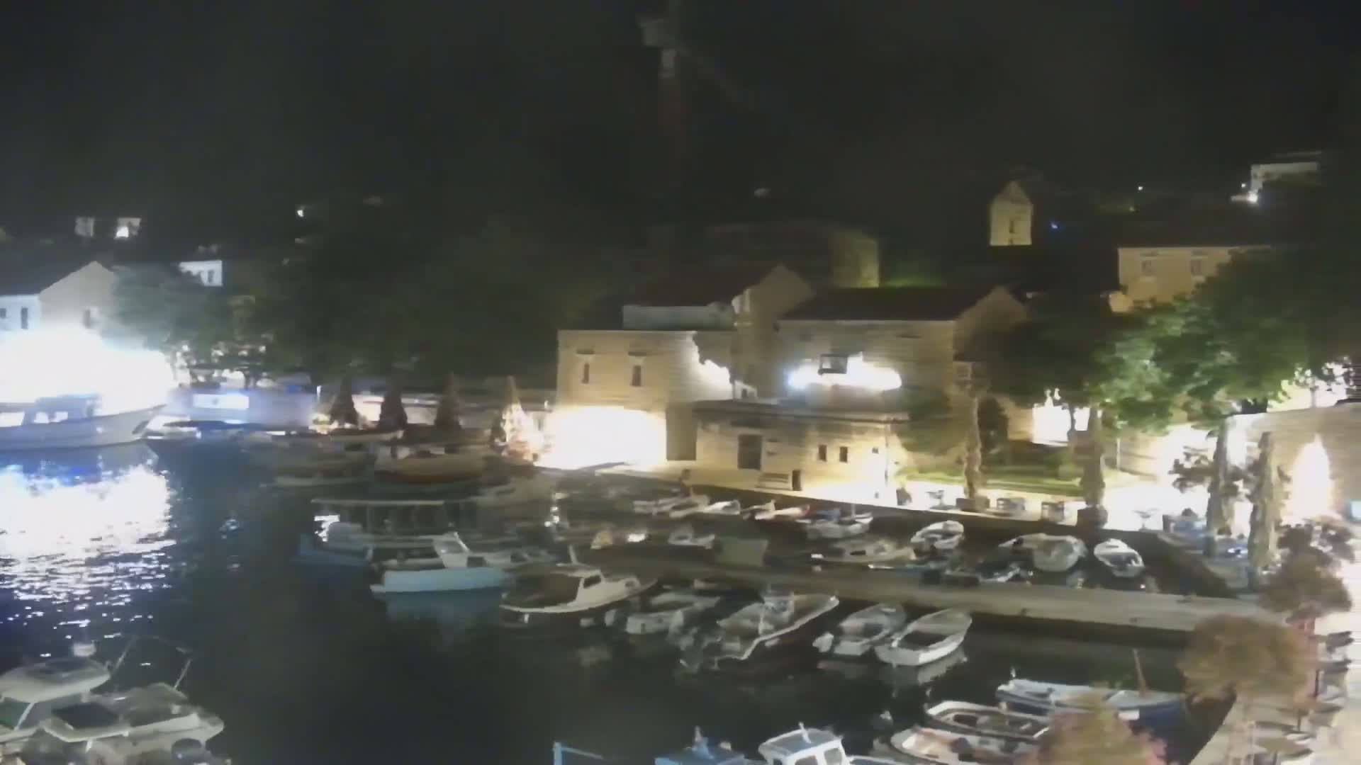 Otok  Brač Island, Bol Village & Adriatic Coast Live Cam - Bol, Brac Island, Split-Dalmatia, Croatia