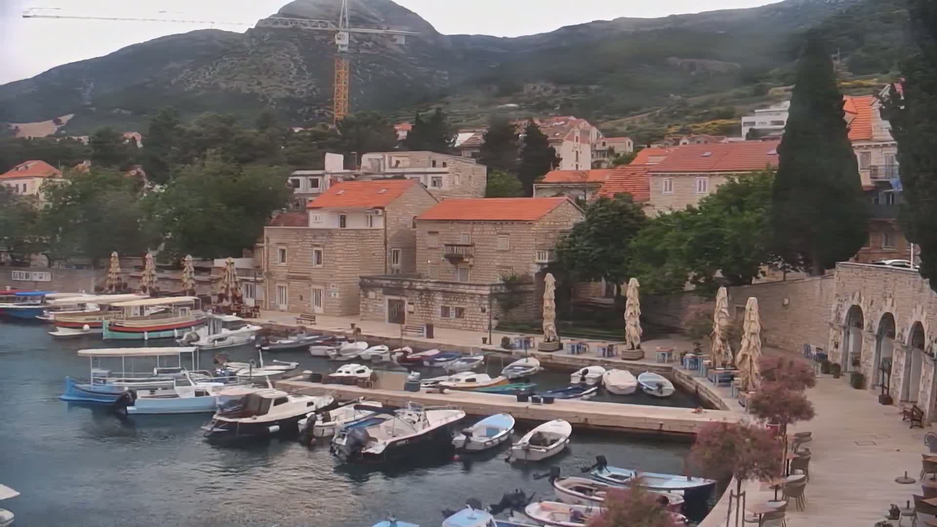 Otok  Brač Island, Bol Village & Adriatic Coast Live Cam - Bol, Brac Island, Split-Dalmatia, Croatia