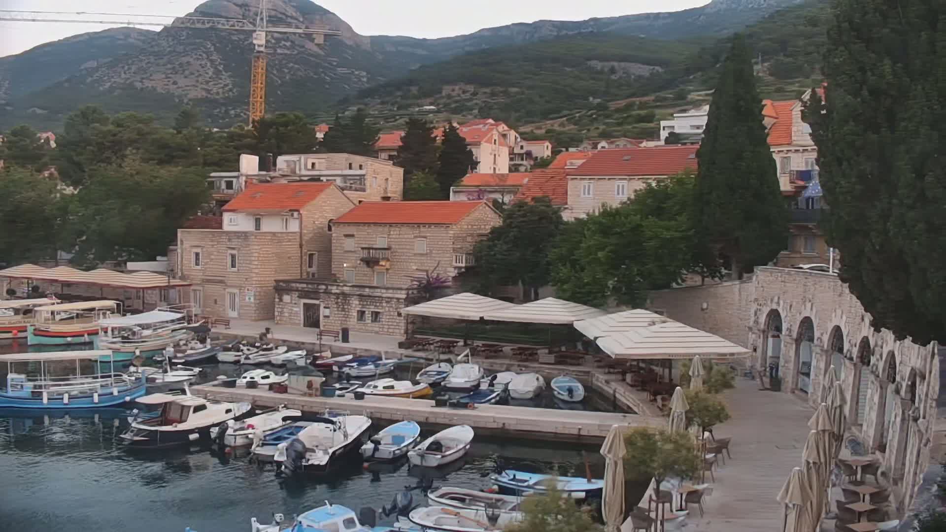 Otok  Brač Island, Bol Village & Adriatic Coast Live Cam - Bol, Brac Island, Split-Dalmatia, Croatia