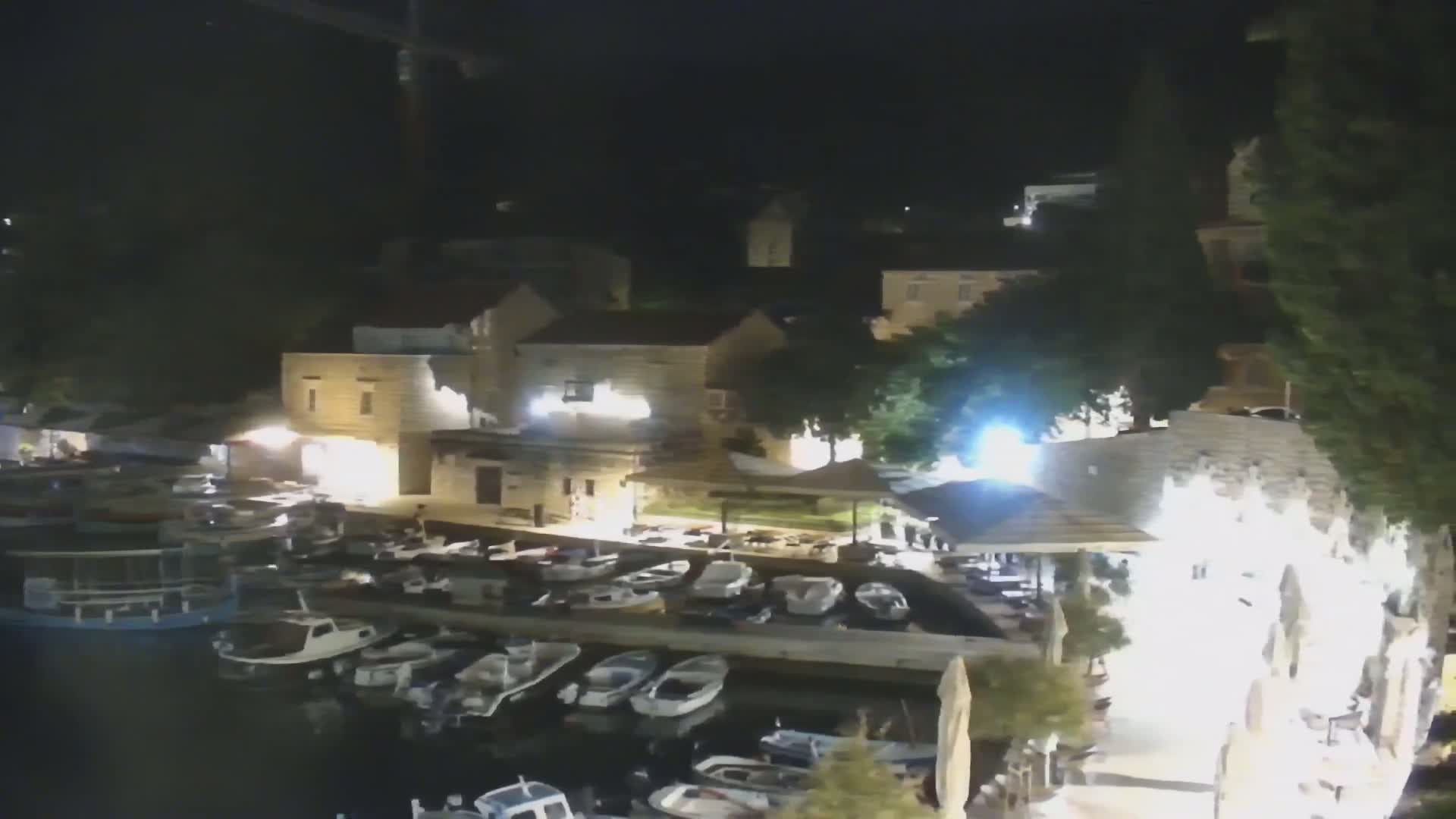 Otok  Brač Island, Bol Village & Adriatic Coast Live Cam - Bol, Brac Island, Split-Dalmatia, Croatia