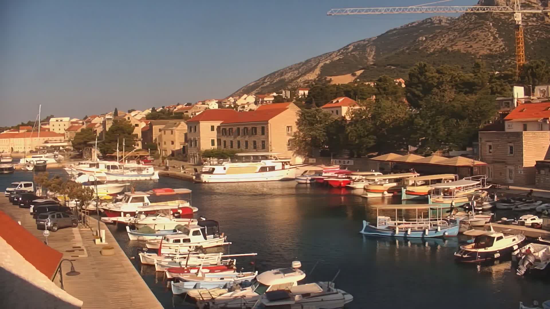 Otok  Brač Island, Bol Village & Adriatic Coast Live Cam - Bol, Brac Island, Split-Dalmatia, Croatia