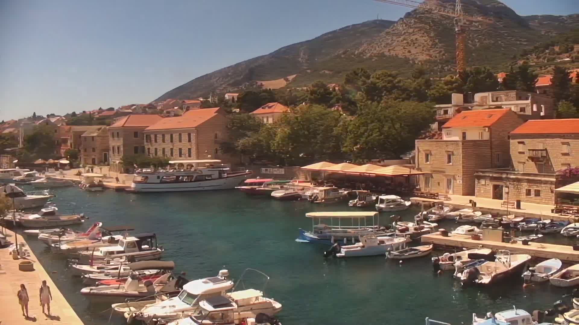 Otok  Brač Island, Bol Village & Adriatic Coast Live Cam - Bol, Brac Island, Split-Dalmatia, Croatia