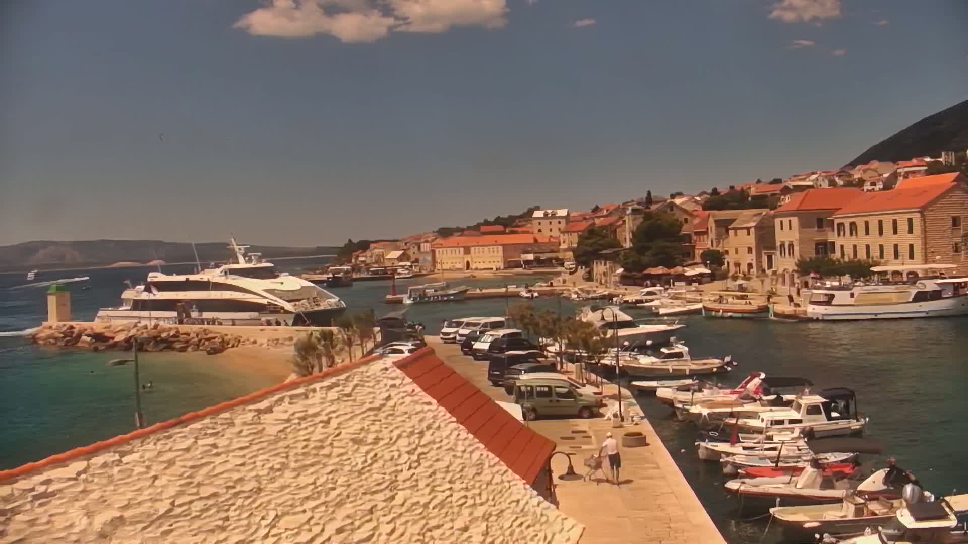 Otok  Brač Island, Bol Village & Adriatic Coast Live Cam - Bol, Brac Island, Split-Dalmatia, Croatia