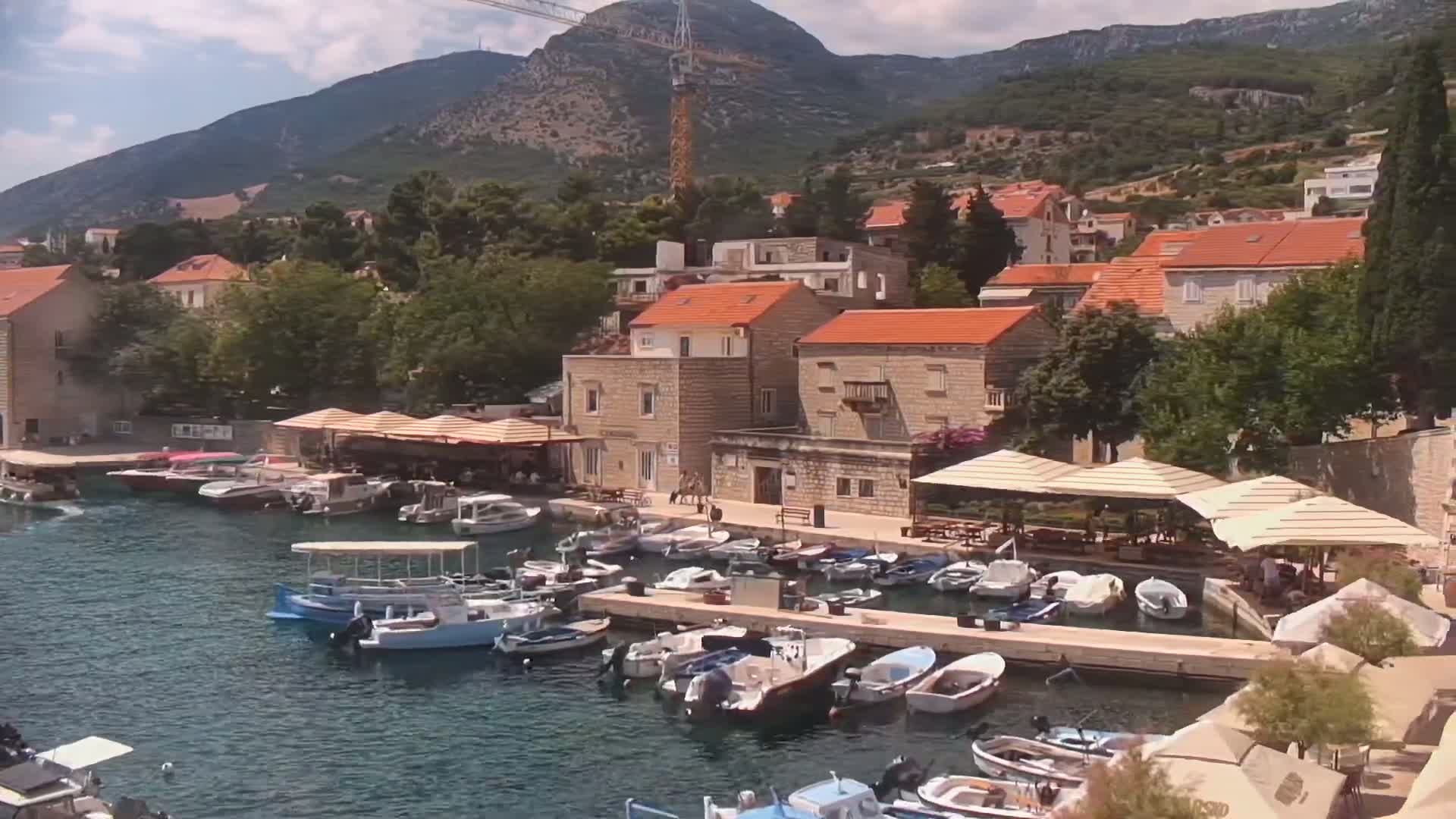 Otok  Brač Island, Bol Village & Adriatic Coast Live Cam - Bol, Brac Island, Split-Dalmatia, Croatia