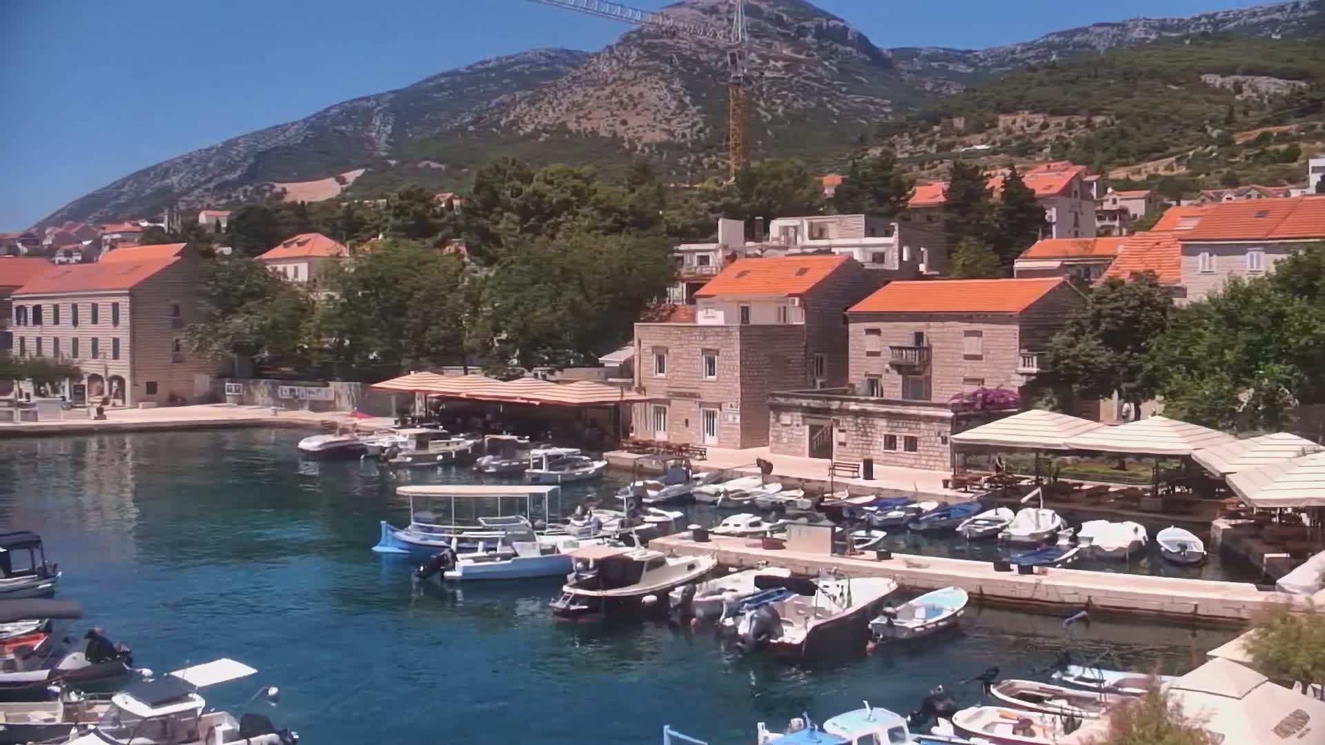 Otok  Brač Island, Bol Village & Adriatic Coast Live Cam - Bol, Brac Island, Split-Dalmatia, Croatia