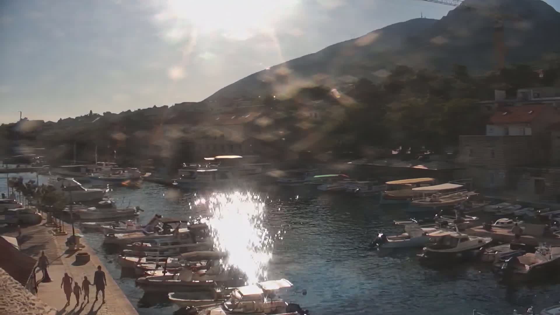 Otok  Brač Island, Bol Village & Adriatic Coast Live Cam - Bol, Brac Island, Split-Dalmatia, Croatia