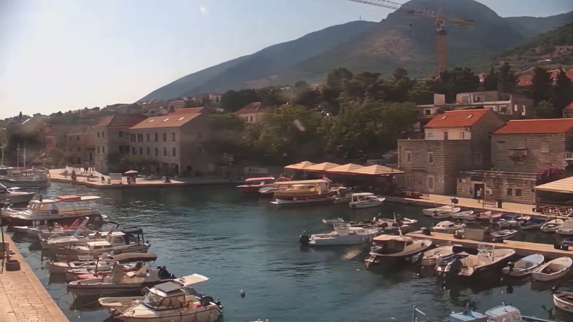 Otok  Brač Island, Bol Village & Adriatic Coast Live Cam - Bol, Brac Island, Split-Dalmatia, Croatia