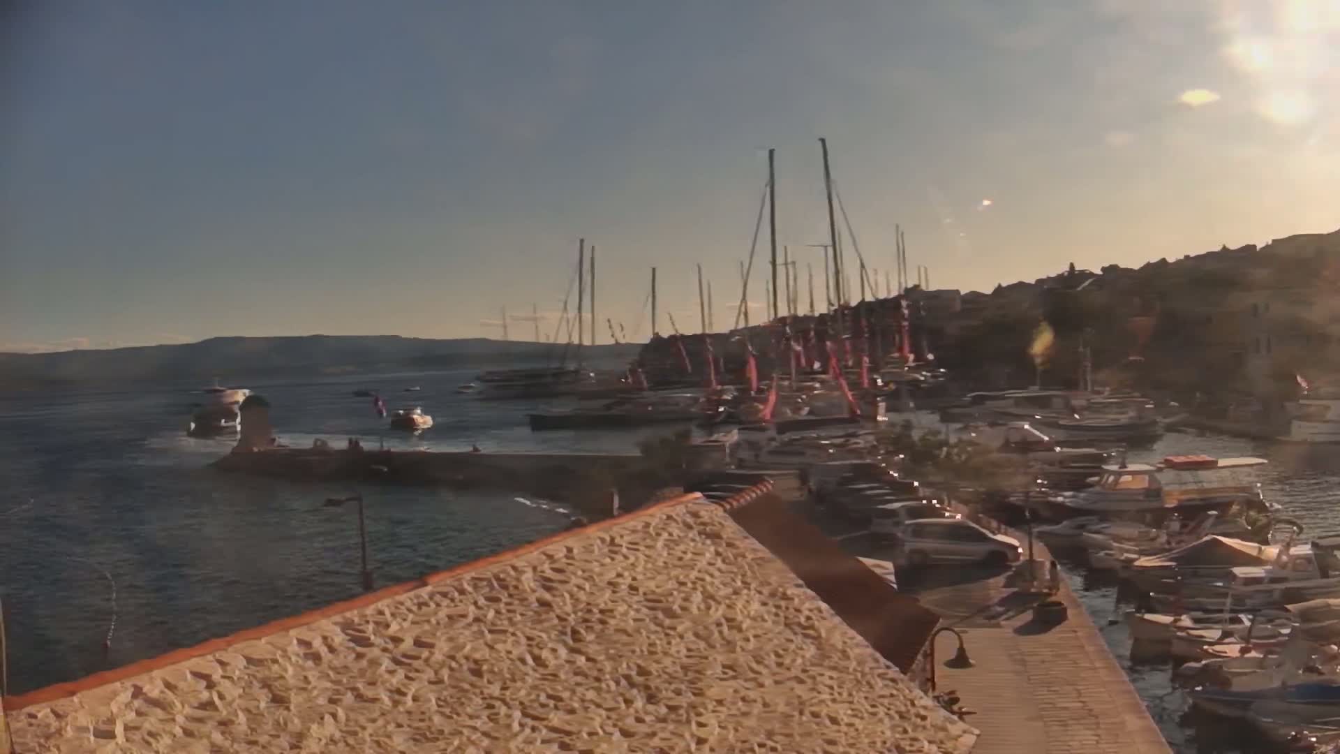 Otok  Brač Island, Bol Village & Adriatic Coast Live Cam - Bol, Brac Island, Split-Dalmatia, Croatia