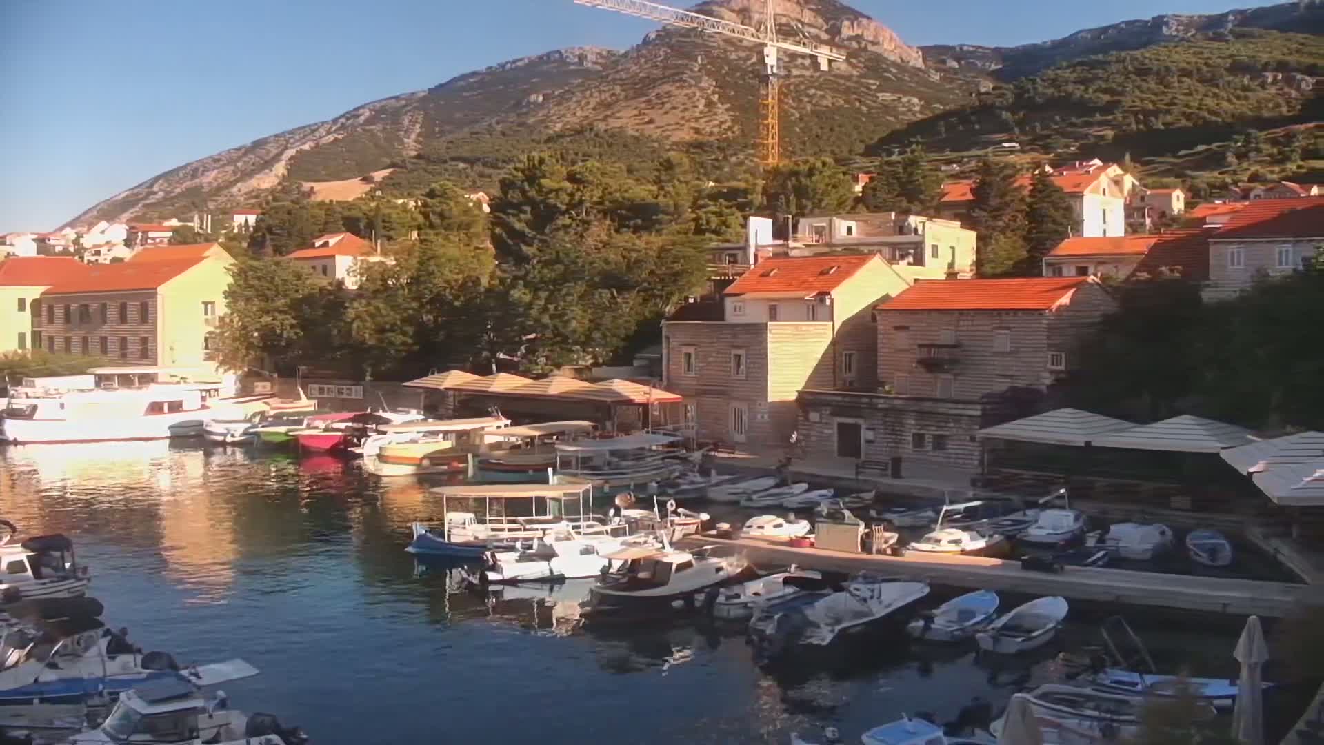 Otok  Brač Island, Bol Village & Adriatic Coast Live Cam - Bol, Brac Island, Split-Dalmatia, Croatia