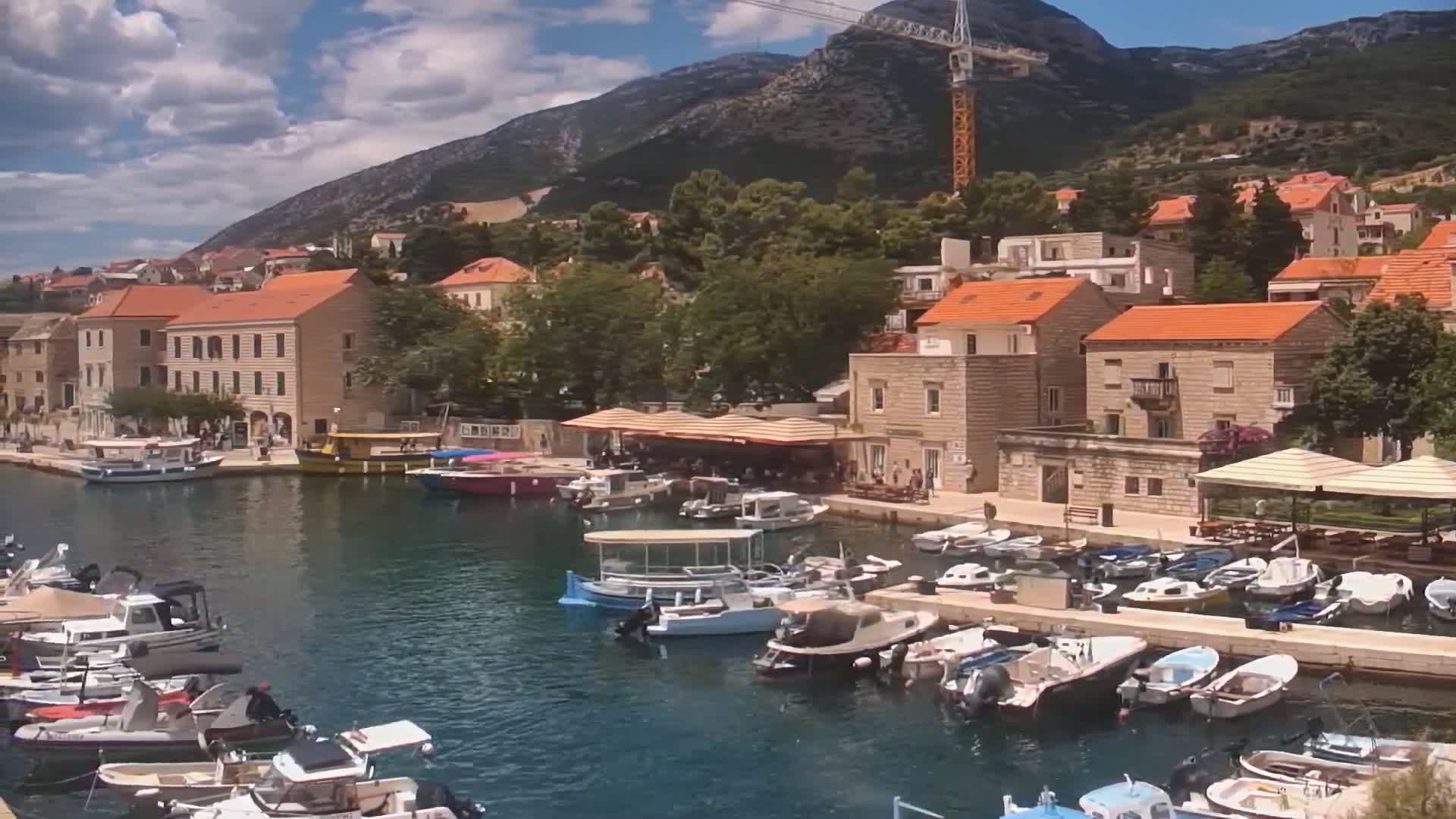 Otok  Brač Island, Bol Village & Adriatic Coast Live Cam - Bol, Brac Island, Split-Dalmatia, Croatia