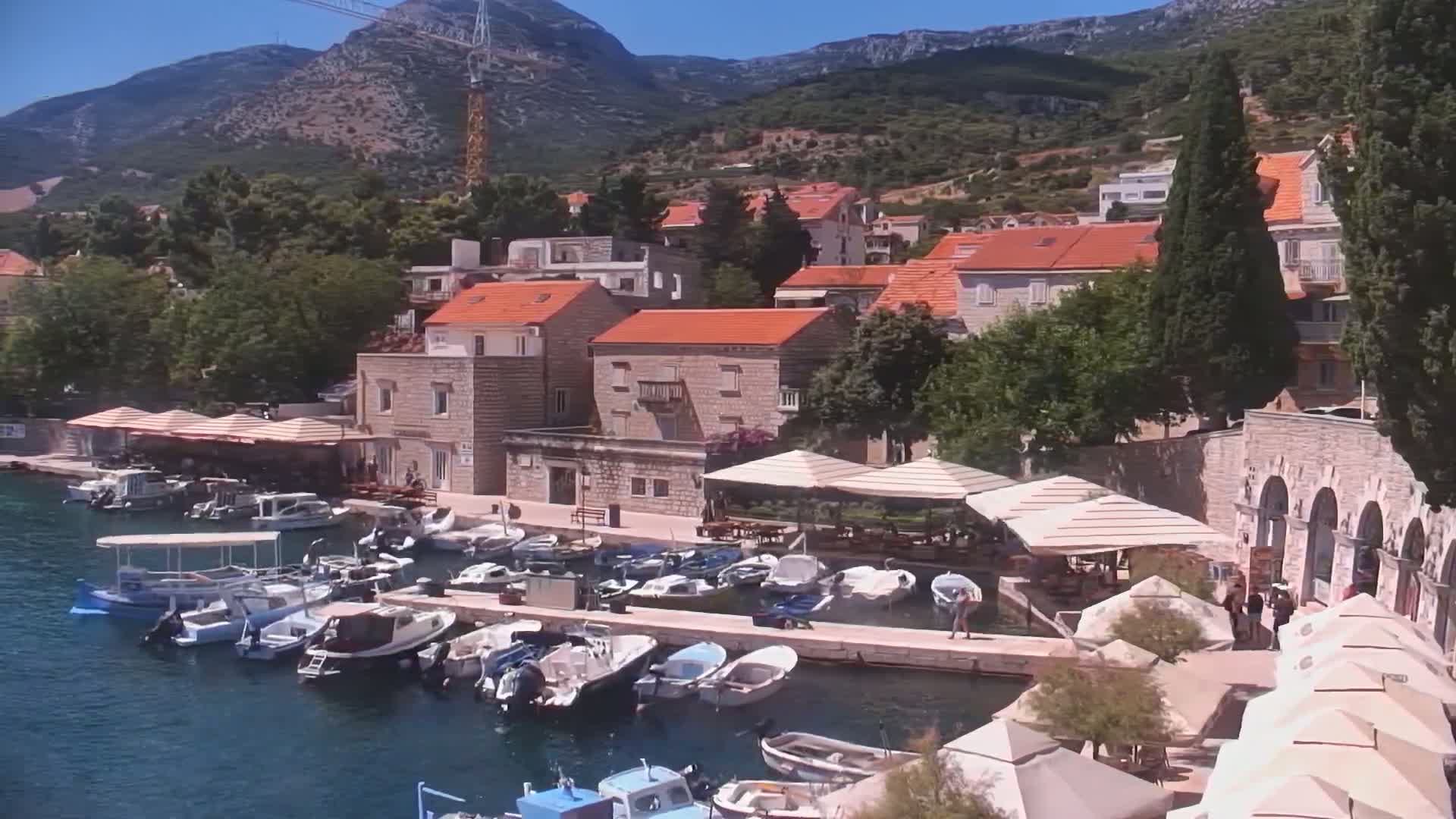 Otok  Brač Island, Bol Village & Adriatic Coast Live Cam - Bol, Brac Island, Split-Dalmatia, Croatia