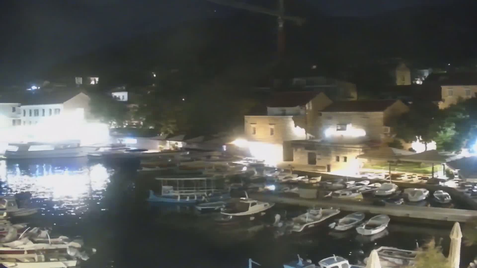 Otok  Brač Island, Bol Village & Adriatic Coast Live Cam - Bol, Brac Island, Split-Dalmatia, Croatia