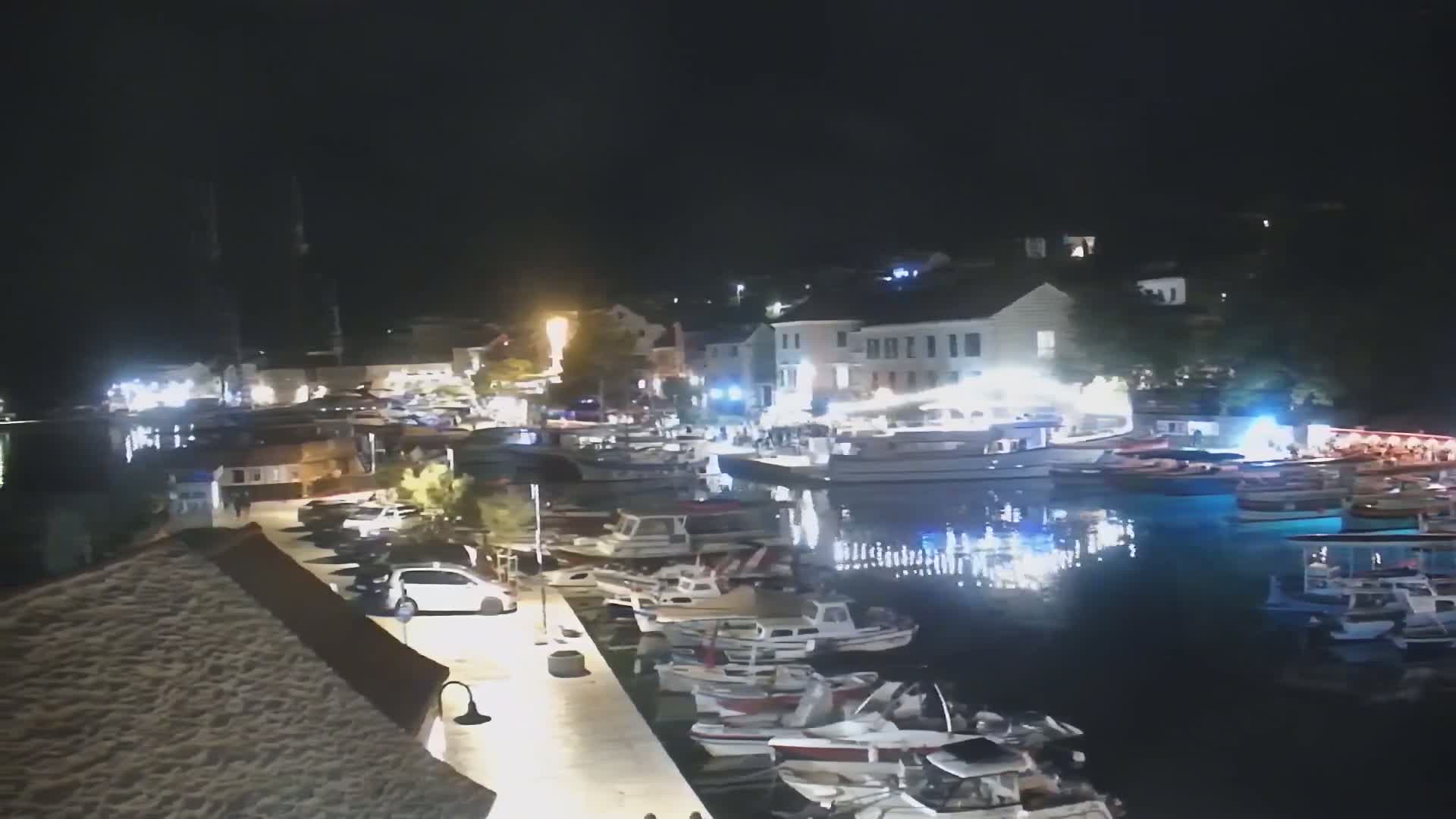 Otok  Brač Island, Bol Village & Adriatic Coast Live Cam - Bol, Brac Island, Split-Dalmatia, Croatia