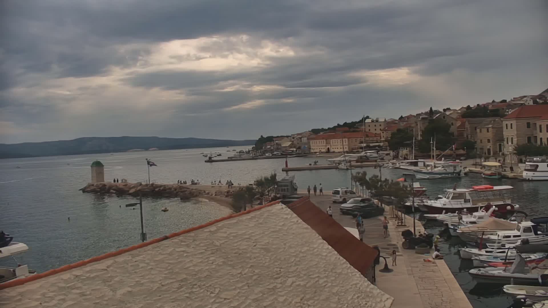 Otok  Brač Island, Bol Village & Adriatic Coast Live Cam - Bol, Brac Island, Split-Dalmatia, Croatia