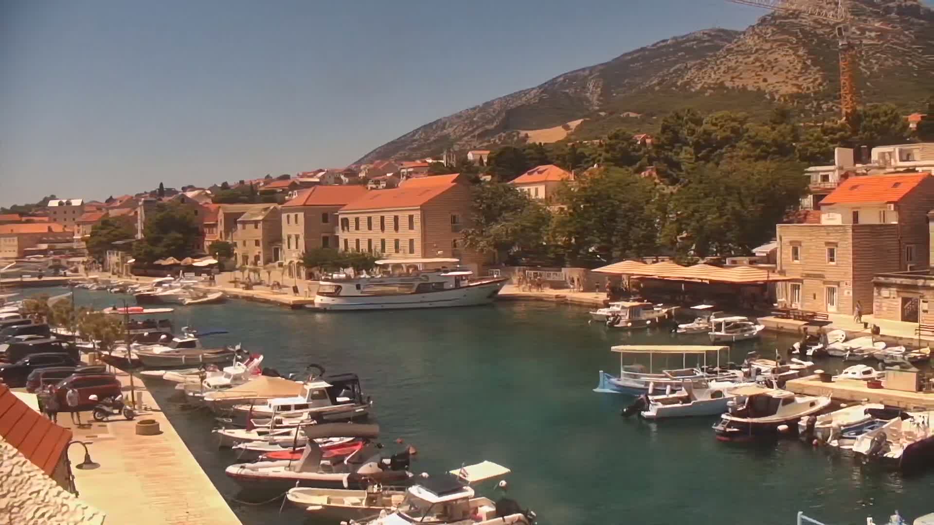 Otok  Brač Island, Bol Village & Adriatic Coast Live Cam - Bol, Brac Island, Split-Dalmatia, Croatia