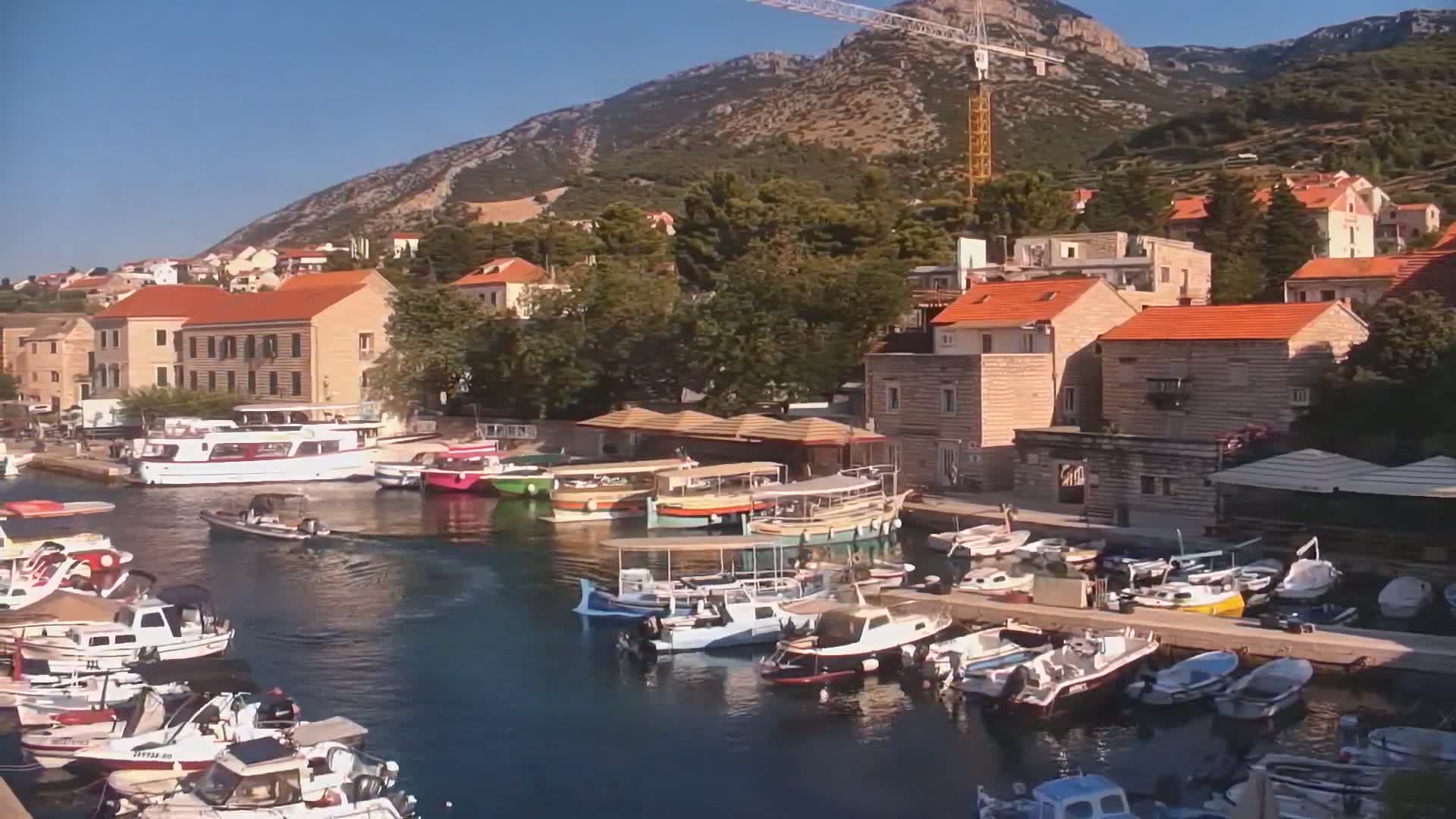 Otok  Brač Island, Bol Village & Adriatic Coast Live Cam - Bol, Brac Island, Split-Dalmatia, Croatia