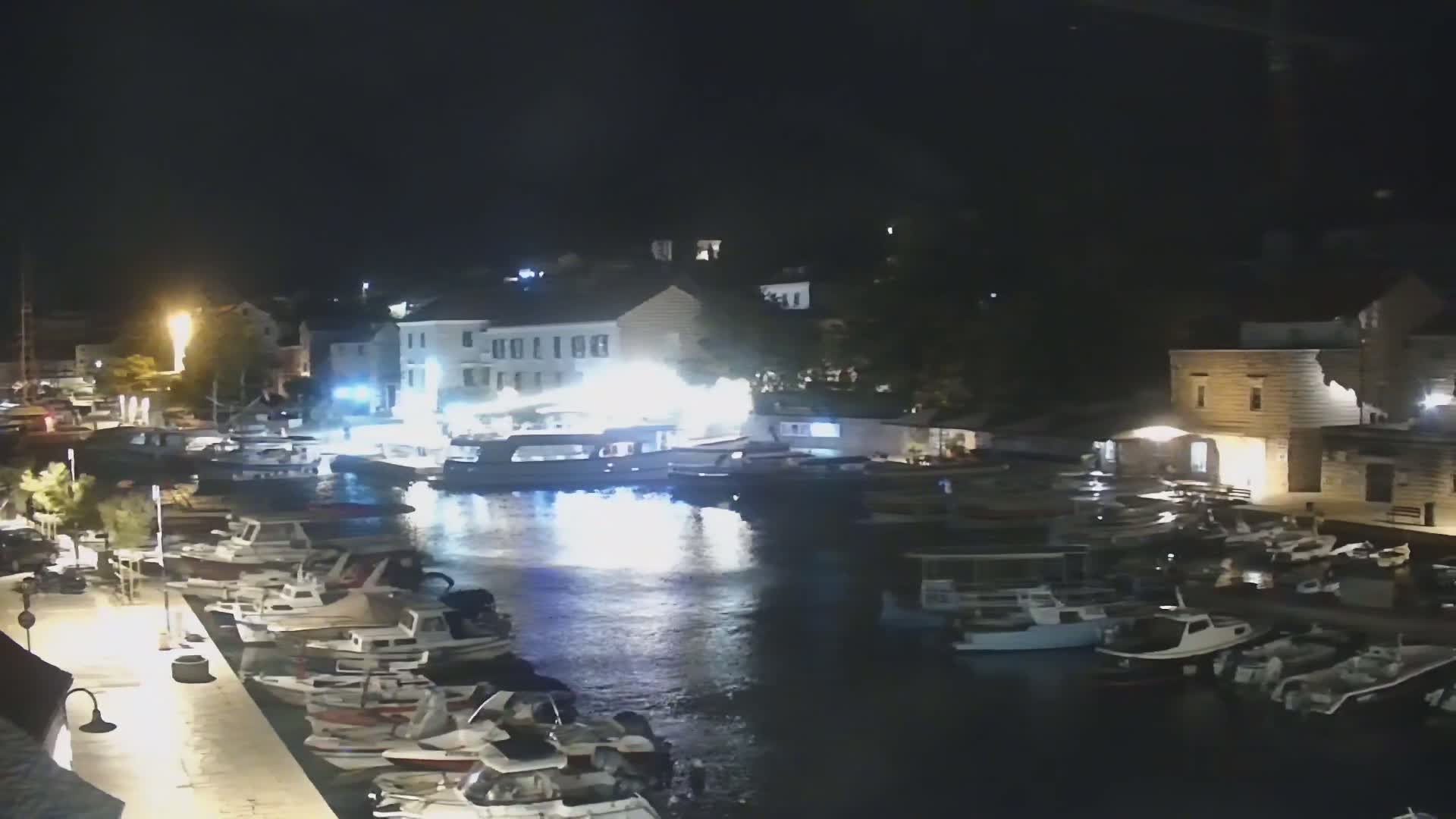 Otok  Brač Island, Bol Village & Adriatic Coast Live Cam - Bol, Brac Island, Split-Dalmatia, Croatia