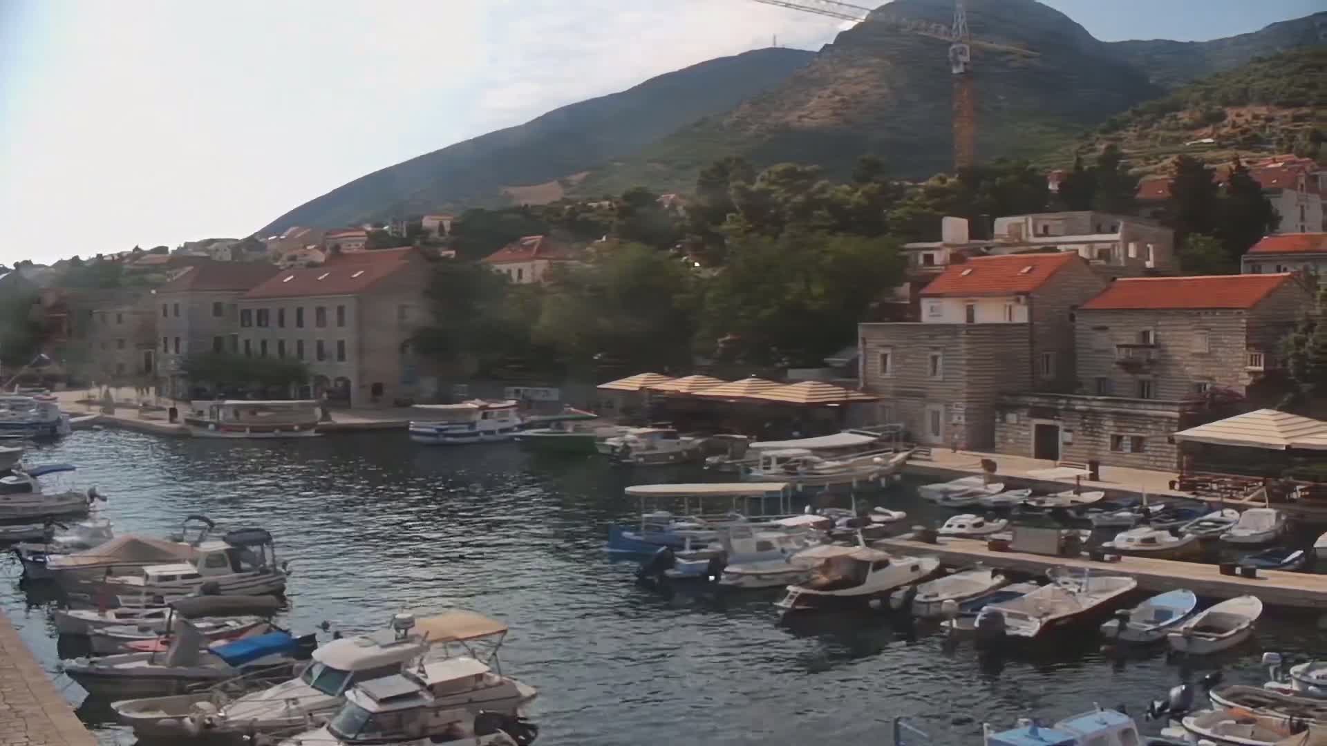 Otok  Brač Island, Bol Village & Adriatic Coast Live Cam - Bol, Brac Island, Split-Dalmatia, Croatia