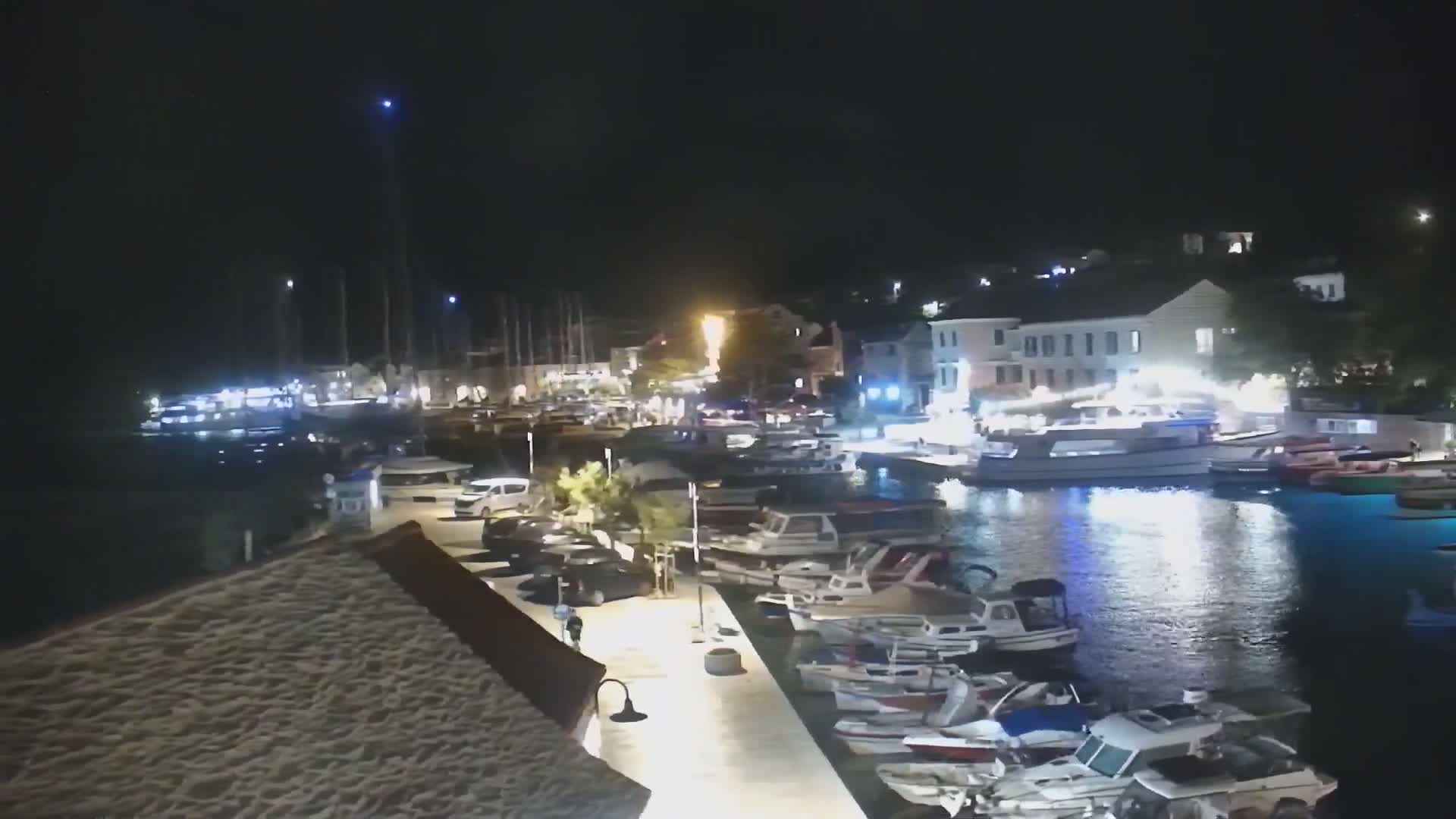 Otok  Brač Island, Bol Village & Adriatic Coast Live Cam - Bol, Brac Island, Split-Dalmatia, Croatia