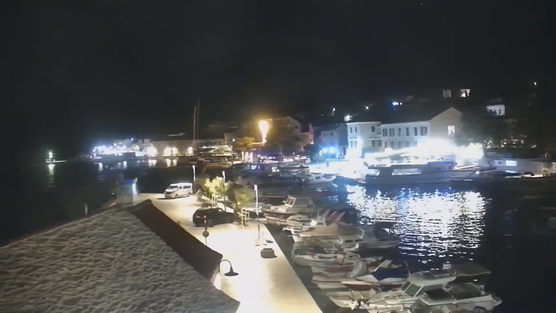Otok  Brač Island, Bol Village & Adriatic Coast Live Cam - Bol, Brac Island, Split-Dalmatia, Croatia