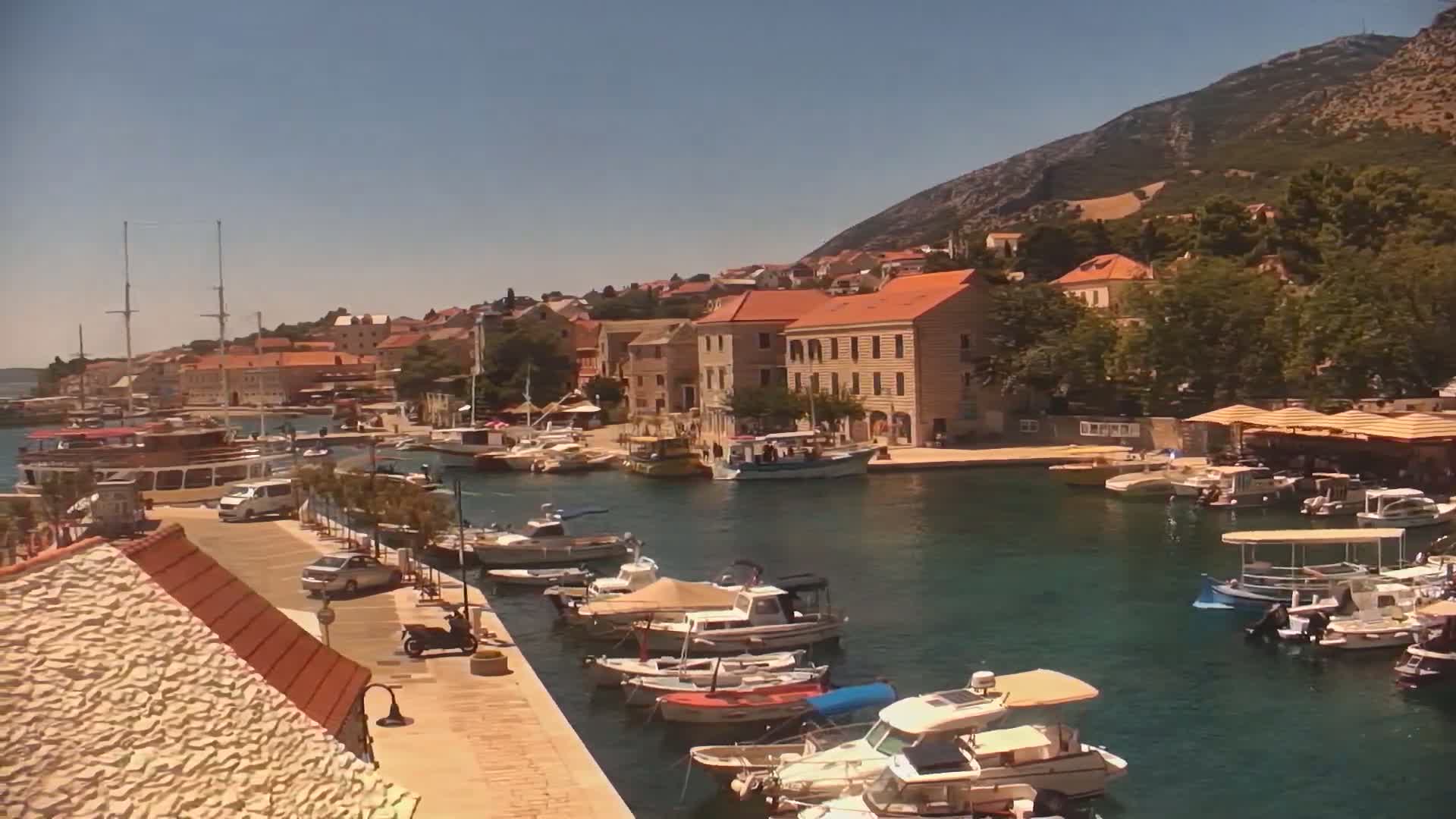 Otok  Brač Island, Bol Village & Adriatic Coast Live Cam - Bol, Brac Island, Split-Dalmatia, Croatia