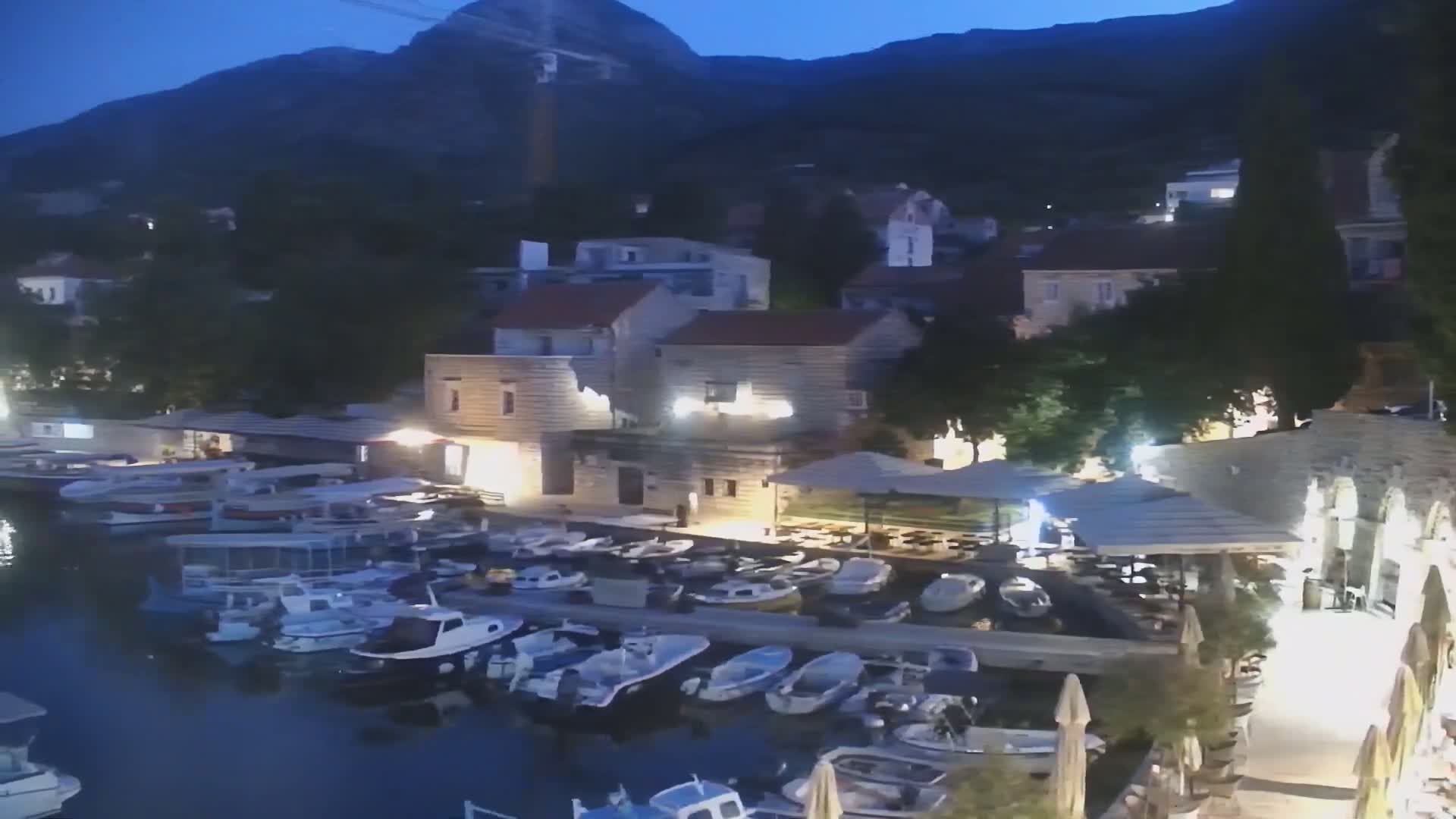 Otok  Brač Island, Bol Village & Adriatic Coast Live Cam - Bol, Brac Island, Split-Dalmatia, Croatia