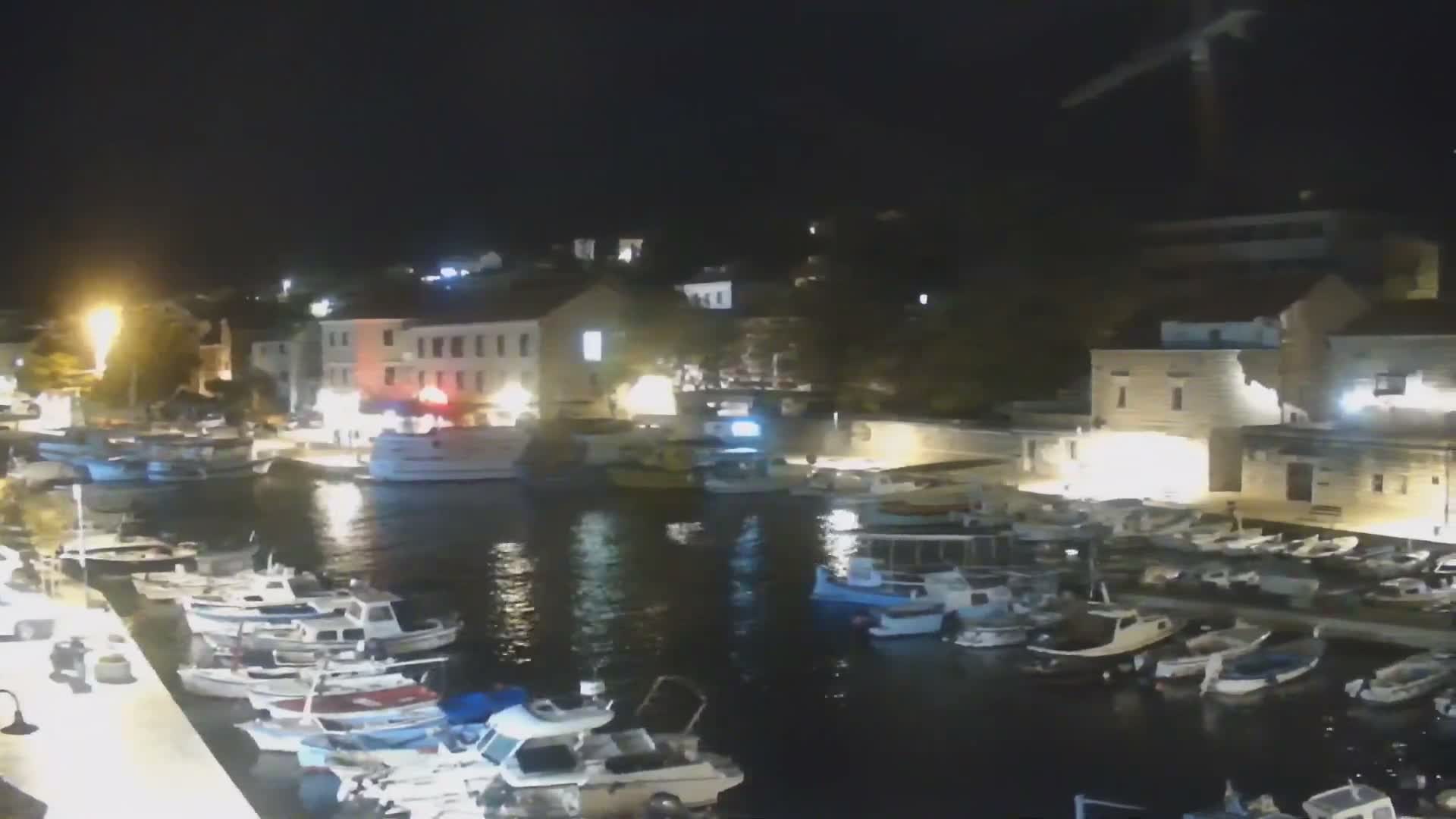 Otok  Brač Island, Bol Village & Adriatic Coast Live Cam - Bol, Brac Island, Split-Dalmatia, Croatia