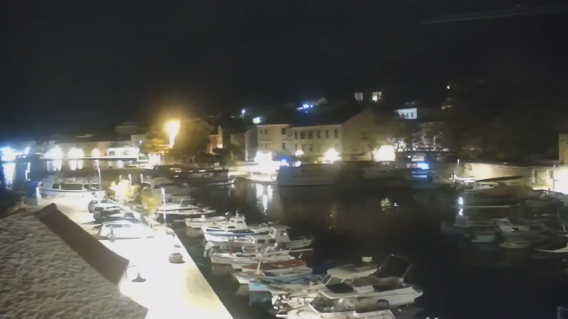 Otok  Brač Island, Bol Village & Adriatic Coast Live Cam - Bol, Brac Island, Split-Dalmatia, Croatia