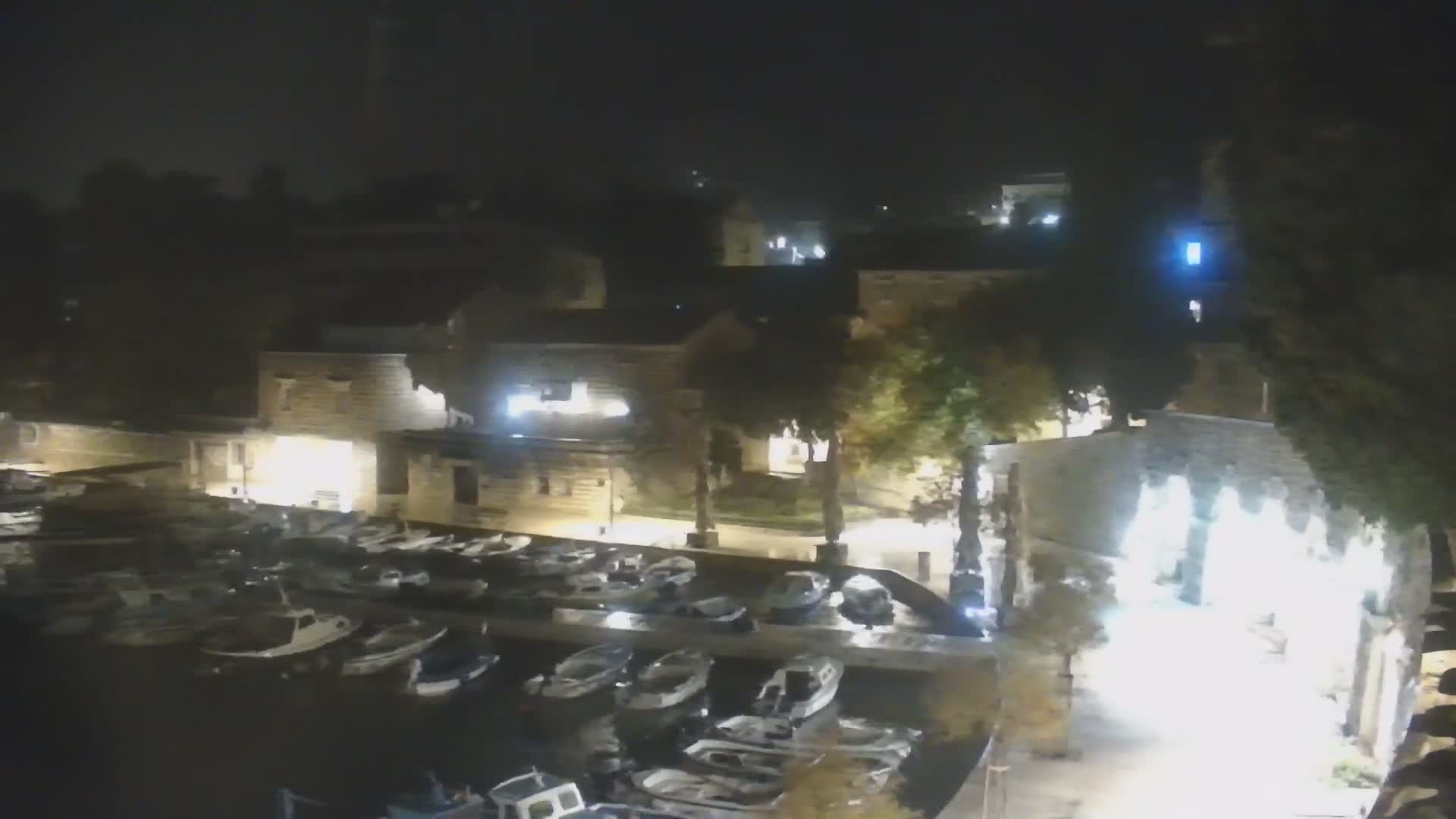 Otok  Brač Island, Bol Village & Adriatic Coast Live Cam - Bol, Brac Island, Split-Dalmatia, Croatia