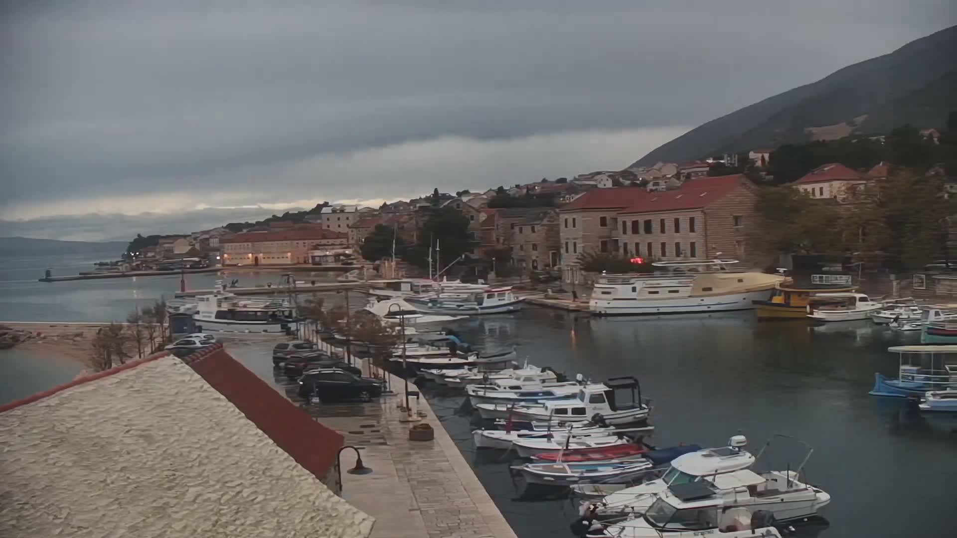 Otok  Brač Island, Bol Village & Adriatic Coast Live Cam - Bol, Brac Island, Split-Dalmatia, Croatia