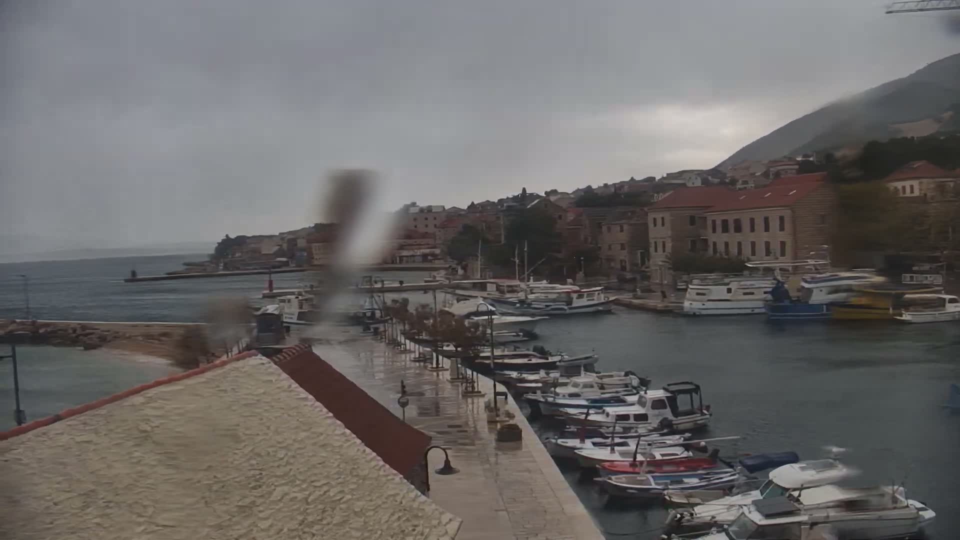 Otok  Brač Island, Bol Village & Adriatic Coast Live Cam - Bol, Brac Island, Split-Dalmatia, Croatia
