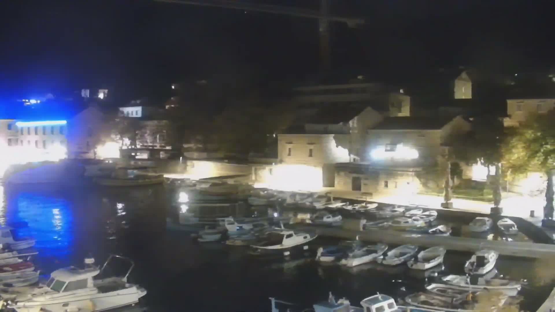 Otok  Brač Island, Bol Village & Adriatic Coast Live Cam - Bol, Brac Island, Split-Dalmatia, Croatia
