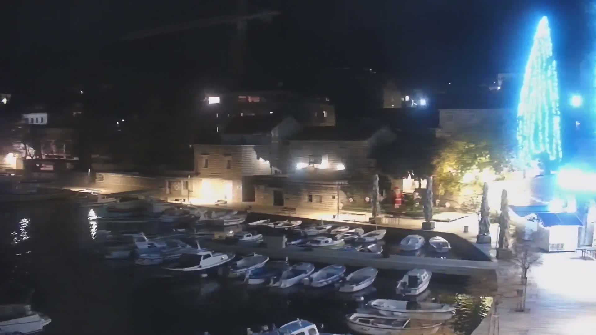 Otok  Brač Island, Bol Village & Adriatic Coast Live Cam - Bol, Brac Island, Split-Dalmatia, Croatia