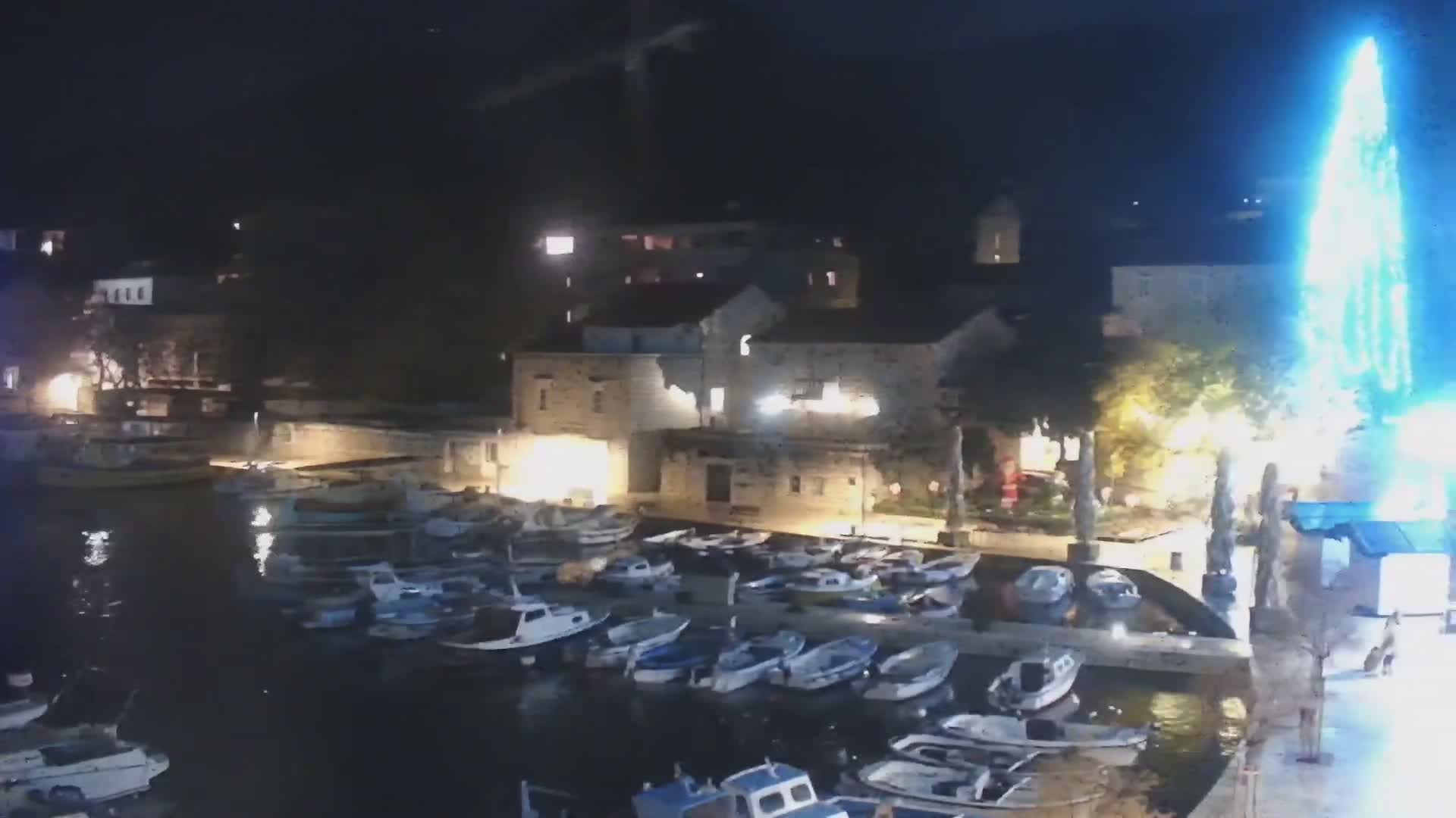 Otok  Brač Island, Bol Village & Adriatic Coast Live Cam - Bol, Brac Island, Split-Dalmatia, Croatia