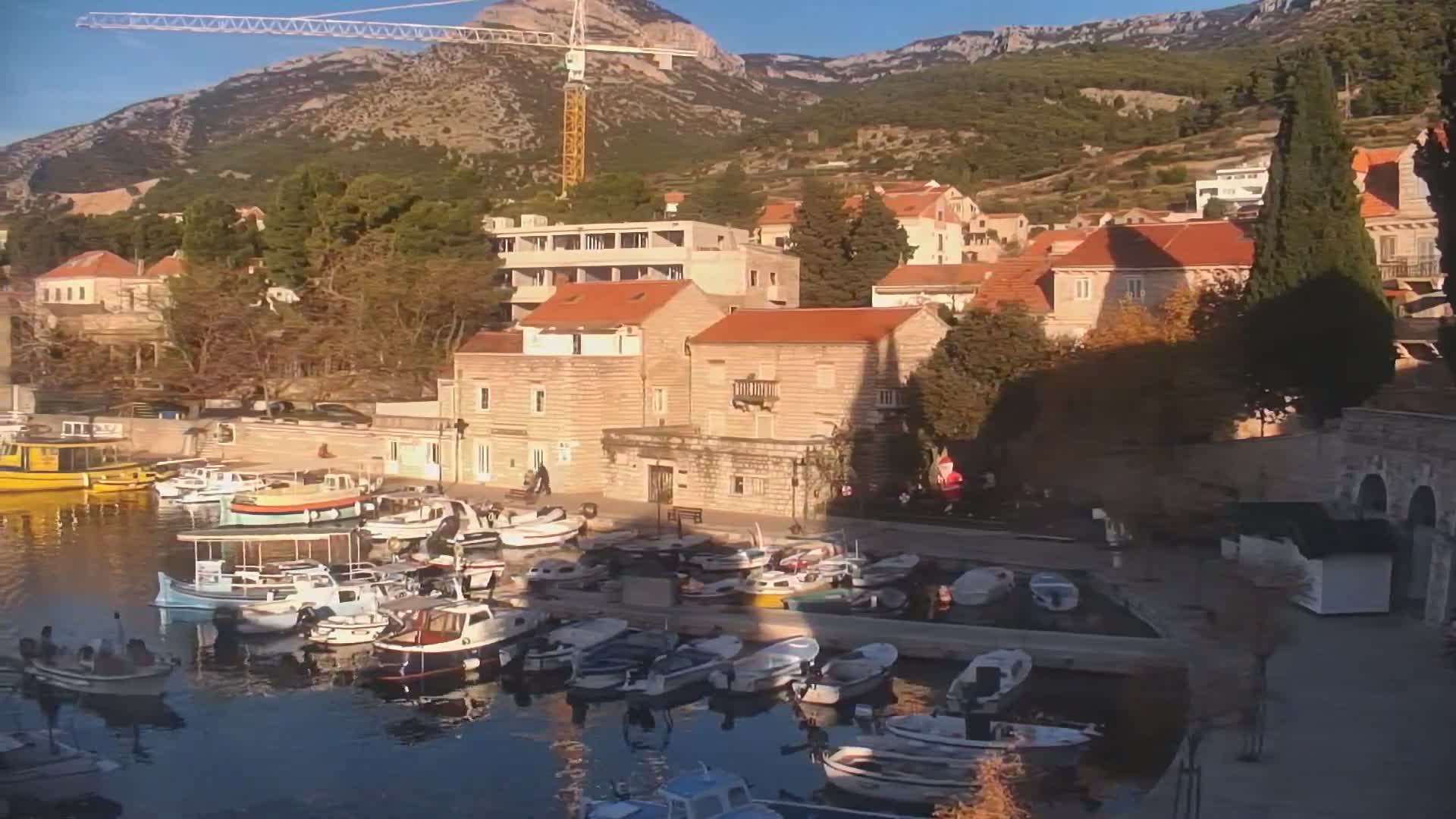 Otok  Brač Island, Bol Village & Adriatic Coast Live Cam - Bol, Brac Island, Split-Dalmatia, Croatia