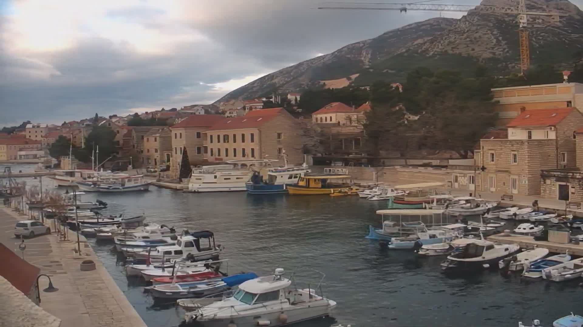 Otok  Brač Island, Bol Village & Adriatic Coast Live Cam - Bol, Brac Island, Split-Dalmatia, Croatia