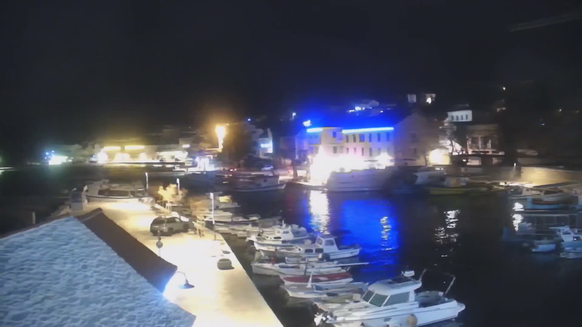 Otok  Brač Island, Bol Village & Adriatic Coast Live Cam - Bol, Brac Island, Split-Dalmatia, Croatia