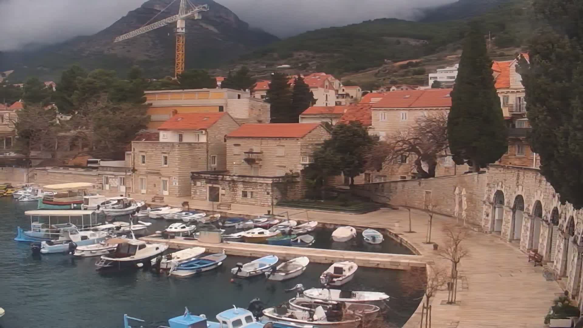Otok  Brač Island, Bol Village & Adriatic Coast Live Cam - Bol, Brac Island, Split-Dalmatia, Croatia