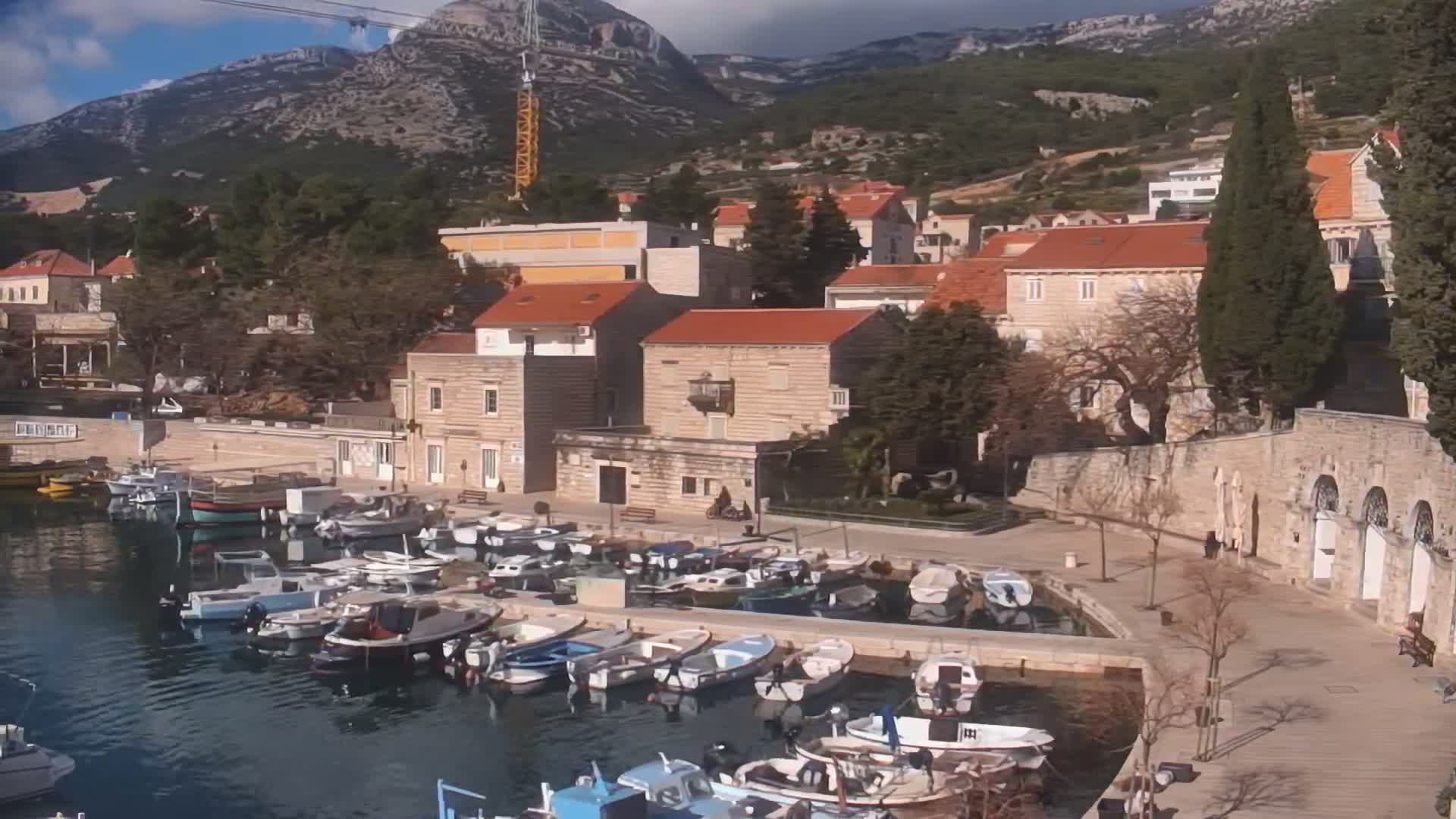 Otok  Brač Island, Bol Village & Adriatic Coast Live Cam - Bol, Brac Island, Split-Dalmatia, Croatia