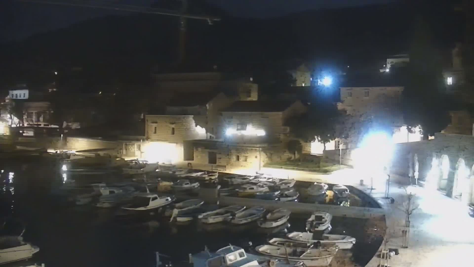 Otok  Brač Island, Bol Village & Adriatic Coast Live Cam - Bol, Brac Island, Split-Dalmatia, Croatia