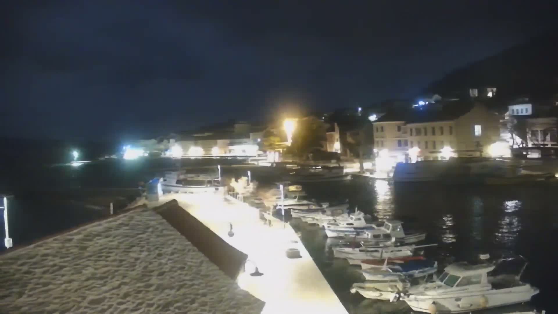 Otok  Brač Island, Bol Village & Adriatic Coast Live Cam - Bol, Brac Island, Split-Dalmatia, Croatia